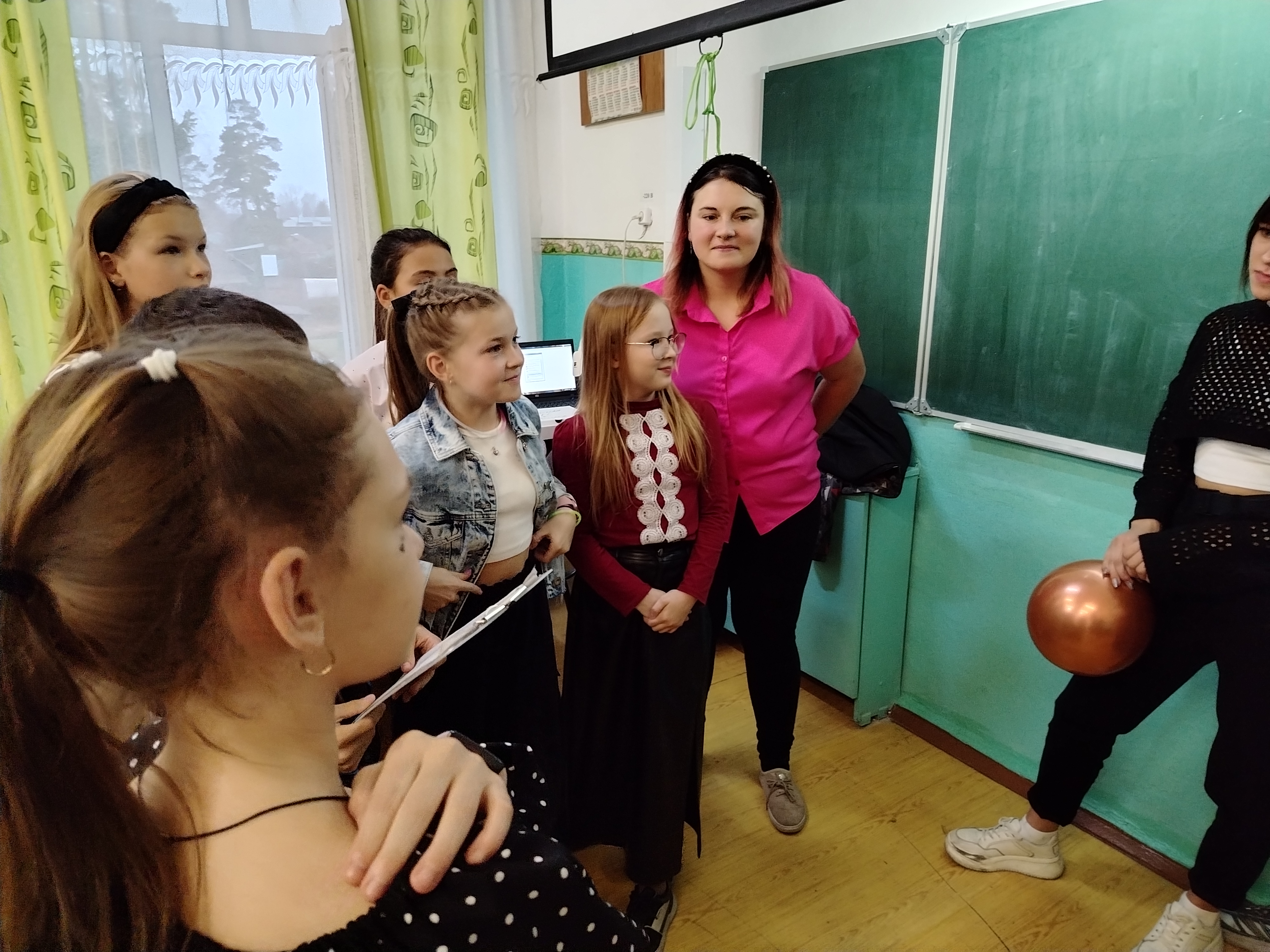 Посвящение в пятиклассники и десятиклассники..