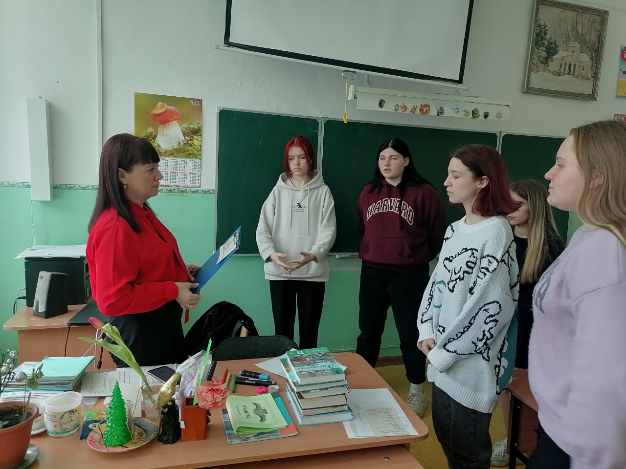 8 марта.